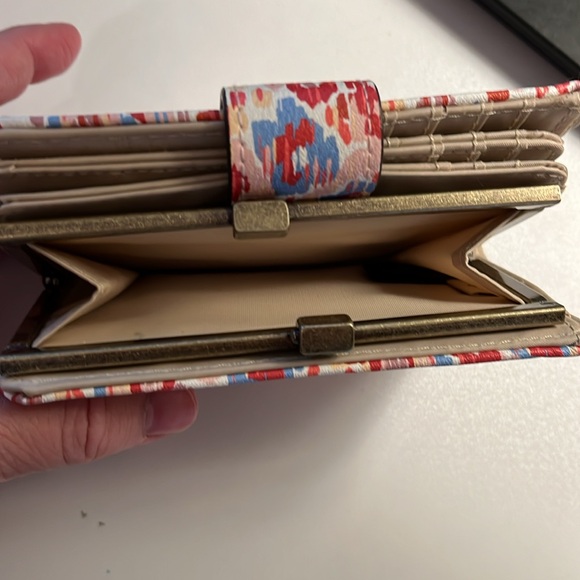 Sonoma Goods for Life RFID Blocking Indexer Wallet - Picture 6 of 6